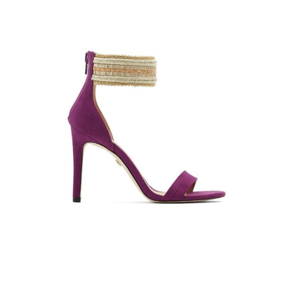 Special Edition Disney Aladdin Heels - Picture 3 of 5